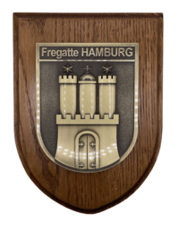 F220 Fregatte HAMBURG – Massives Wappen messingf. – German Navy