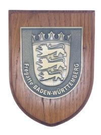 F222 Fregatte BADEN-WÜRTTEMBERG – Massives Wappen messingf. – German Navy