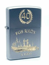A1443 Trossschiff RHÖN - 40 JAHRE – ZIPPO Sturmfeuerzeug m. Diamantgravur – German Navy