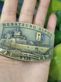 F125 Besatzung ALPHA - Gürtelschnalle massiv messingfarben m. Wappen