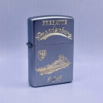 F215 Fregatte BRANDENBURG – ZIPPO Sturmfeuerzeug m. Diamantgravur – German Navy