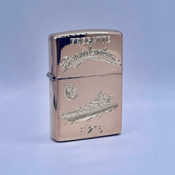 F215 Fregatte BRANDENBURG – ZIPPO Sturmfeuerzeug m. Diamantgravur – German Navy