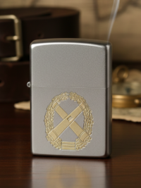 Barettabzeichen der Artillerietruppe ArtTr – ZIPPO Sturmfeuerzeug m. Diamantgravur – German Army