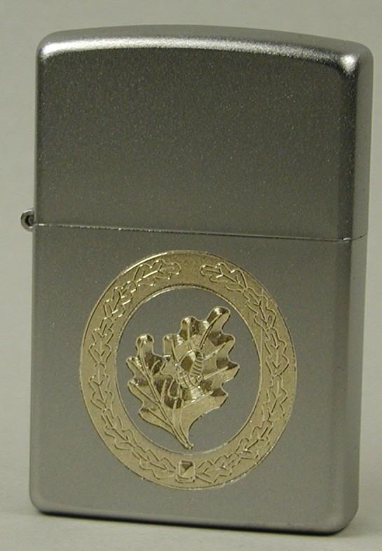 Barettabzeichen der Einzelkämpfer – ZIPPO Sturmfeuerzeug m. Diamantgravur – German Army
