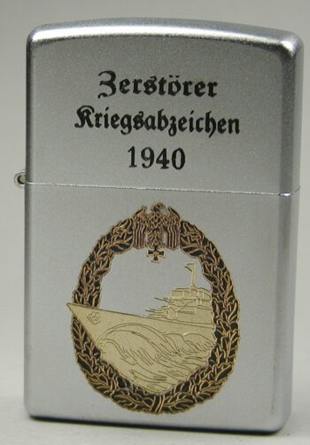 Zerstörer  Kriegsabzeichen 1940 – ZIPPO Sturmfeuerzeug m. Diamantgravur - German Navy